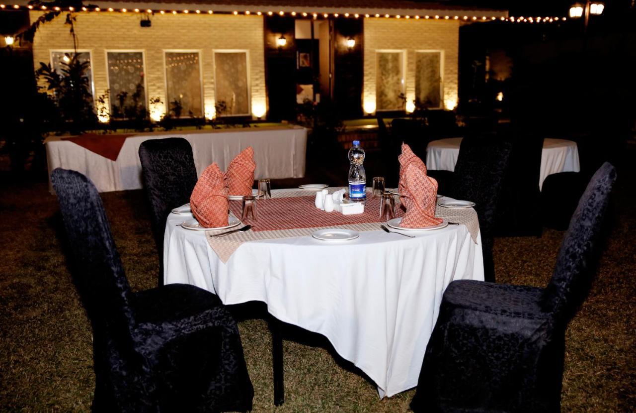 Ambassador Suites & Hotel Islamabad Exterior photo